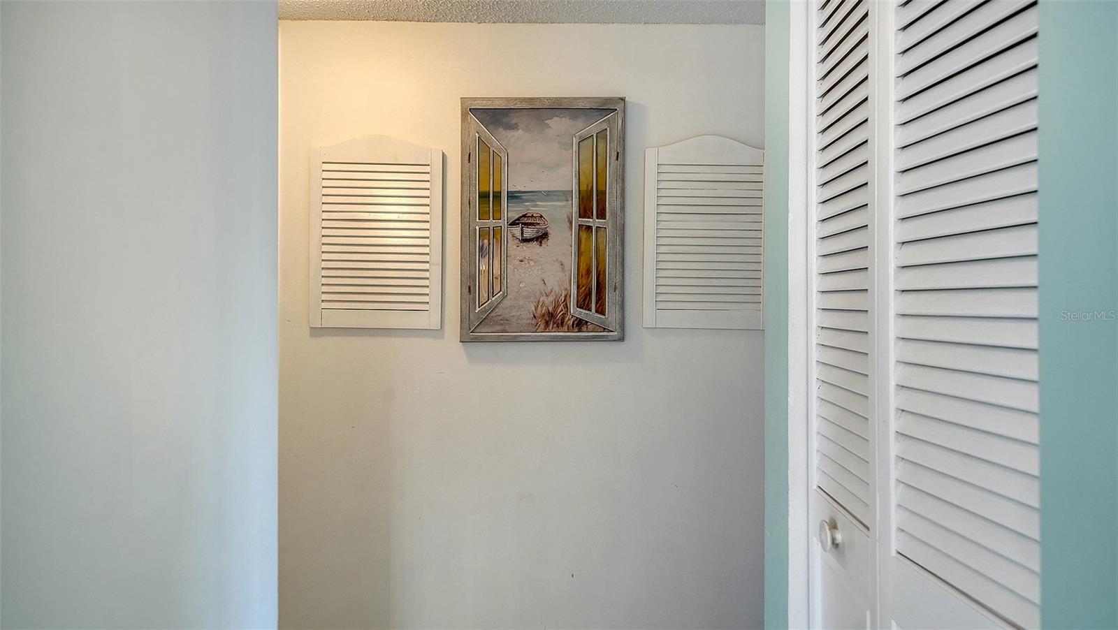 4868 INDEPENDENCE DR — photo 22