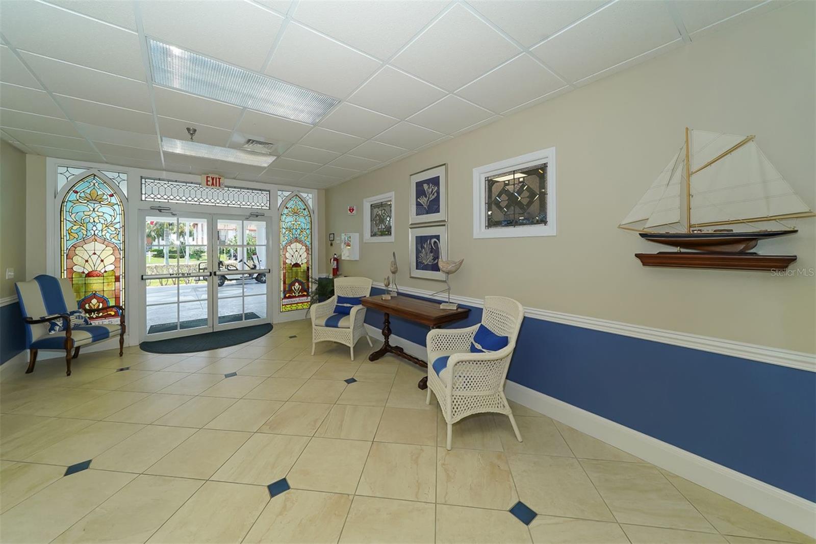 4868 INDEPENDENCE DR — photo 43
