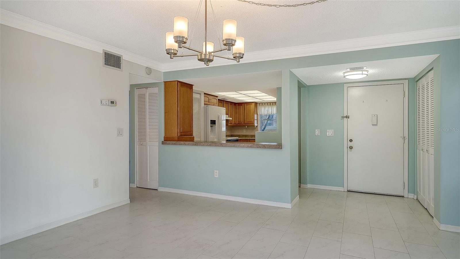 4868 INDEPENDENCE DR — photo 12