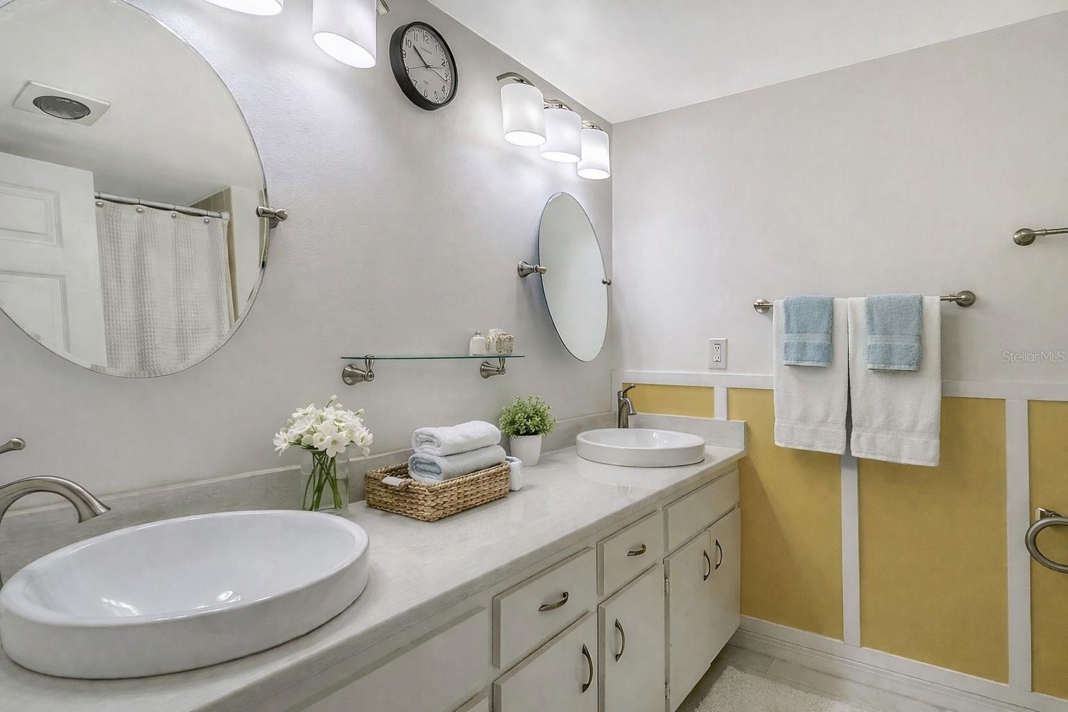 4868 INDEPENDENCE DR — photo 27