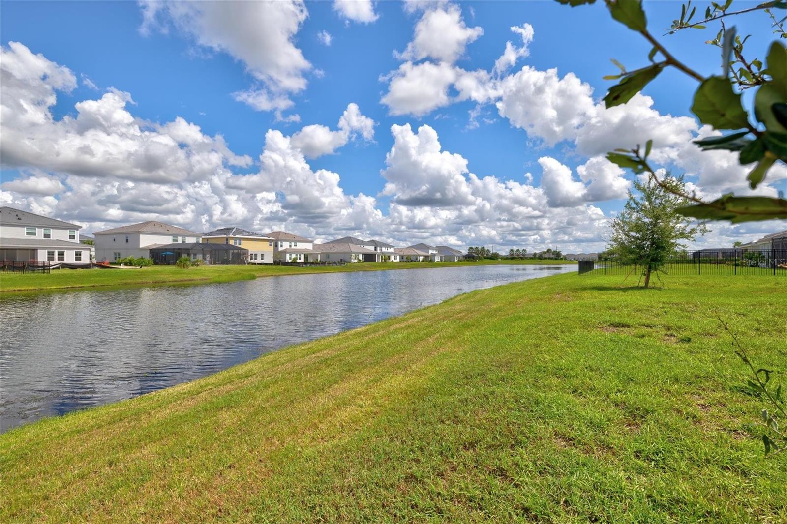 17825 GULF RANCH PL — photo 36