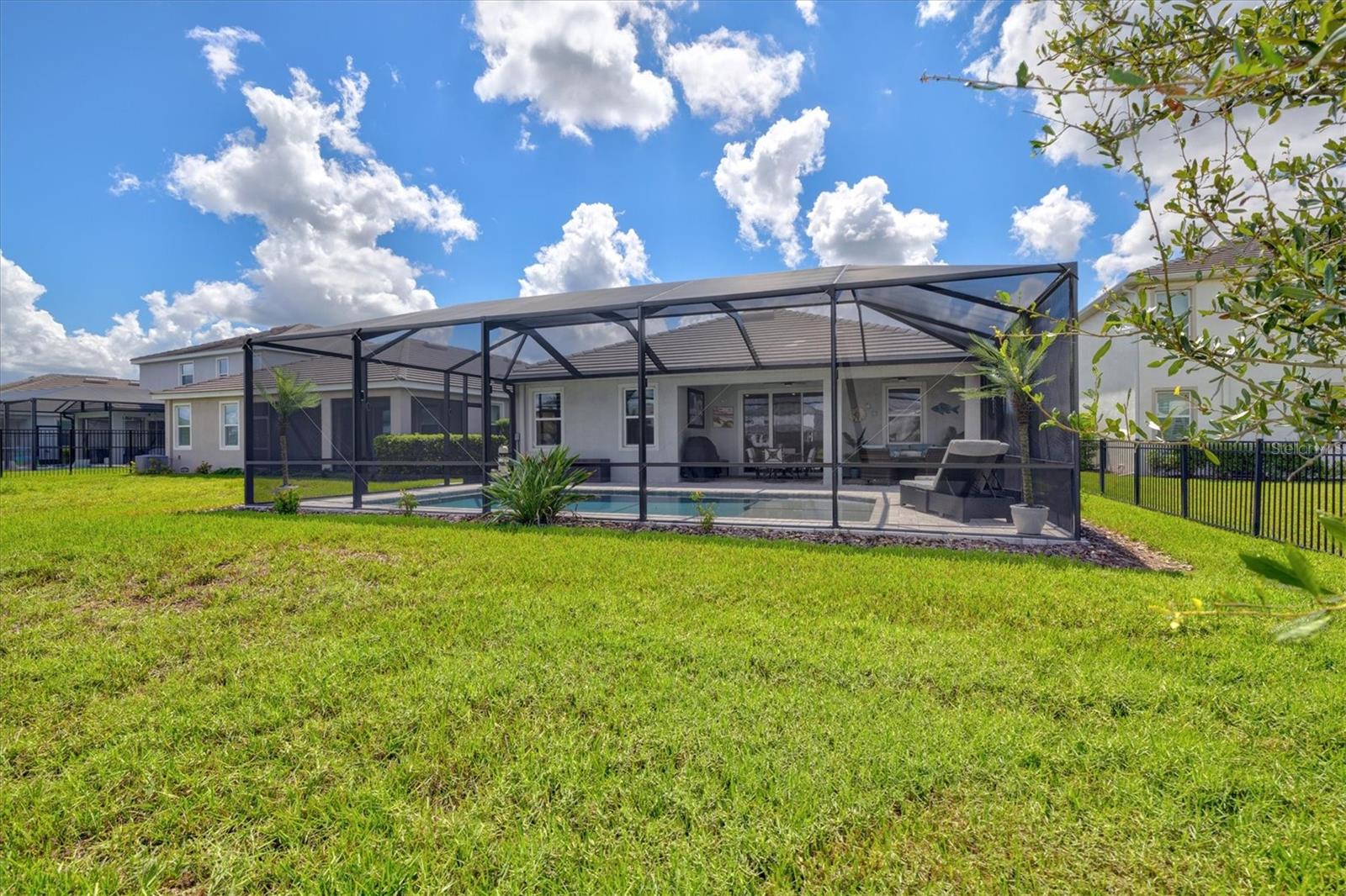 17825 GULF RANCH PL — photo 37