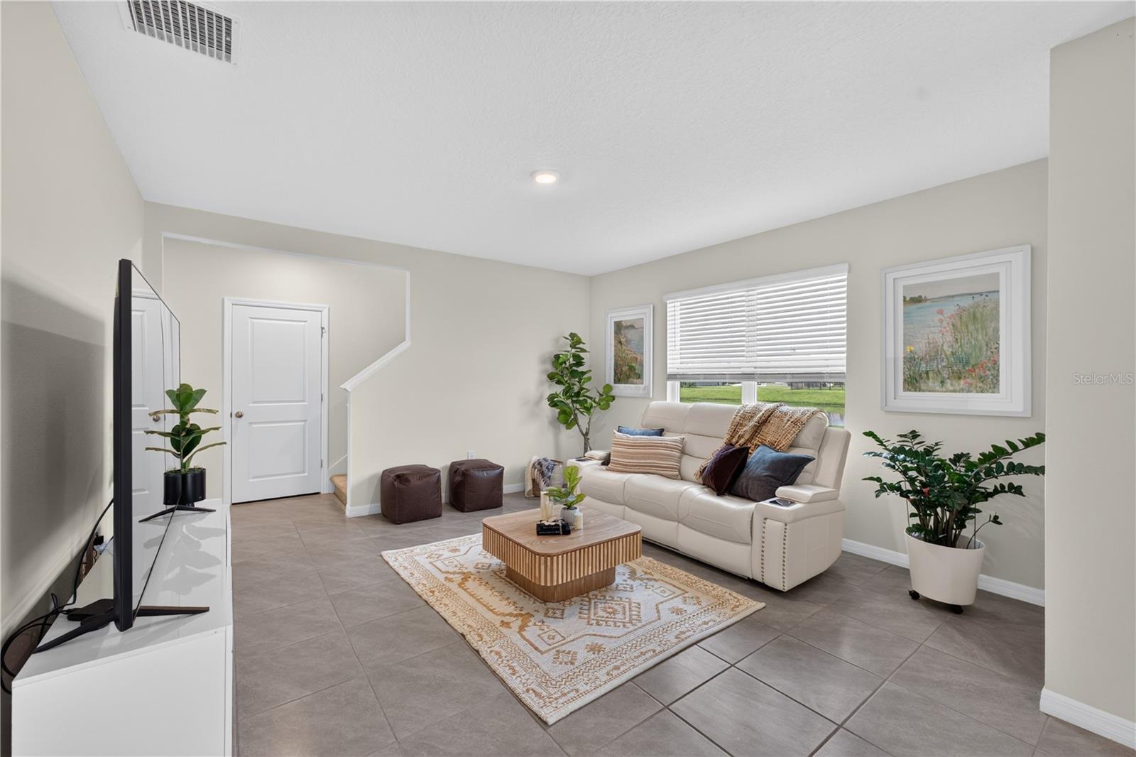 8379 ENDER HILLS DR — photo 2