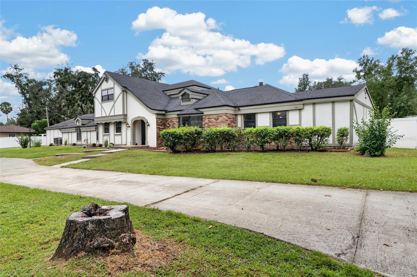 12603 LAKE HILLS DR — photo 2