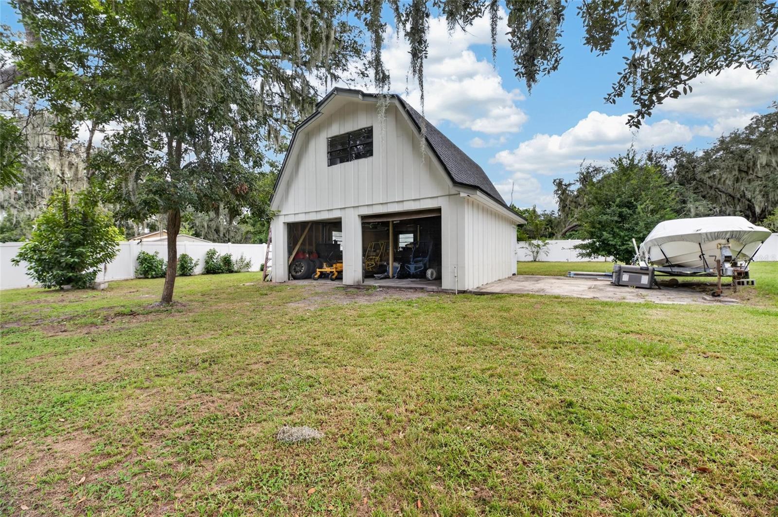 12603 LAKE HILLS DR — photo 16