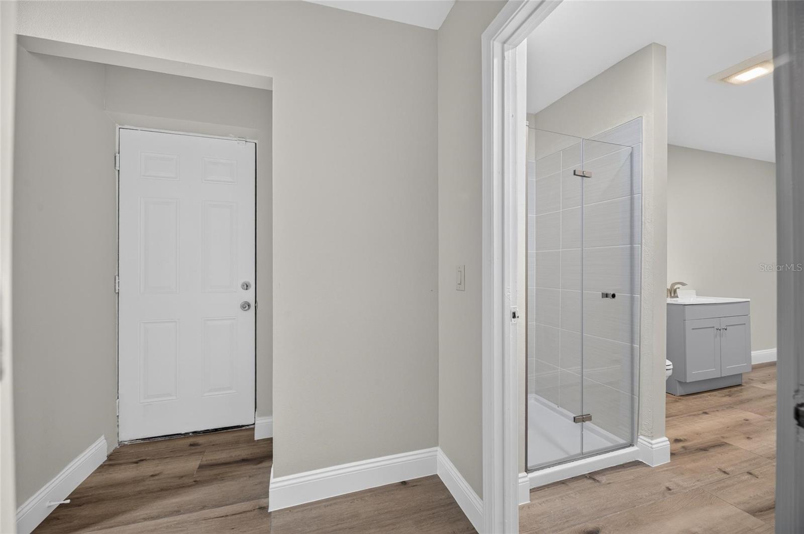 12603 LAKE HILLS DR — photo 33