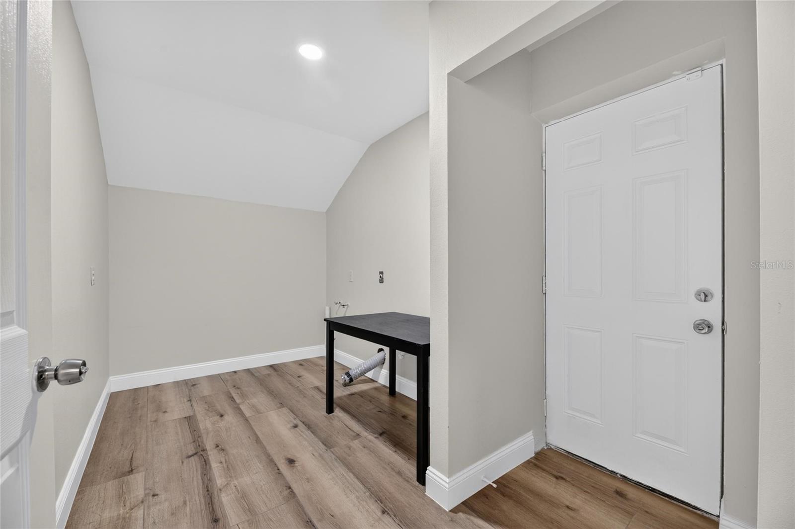 12603 LAKE HILLS DR — photo 34