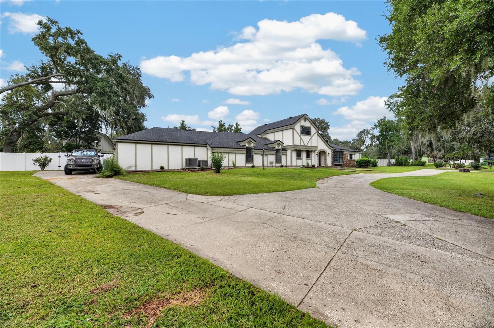 12603 LAKE HILLS DR — photo 6