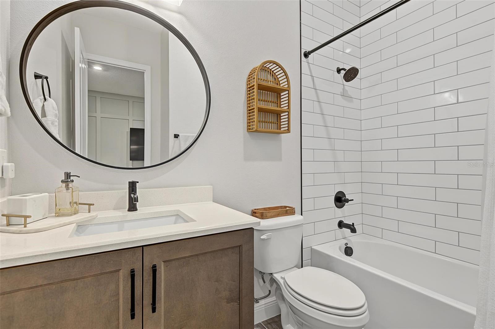 3404 TOUR TRACE — photo 33