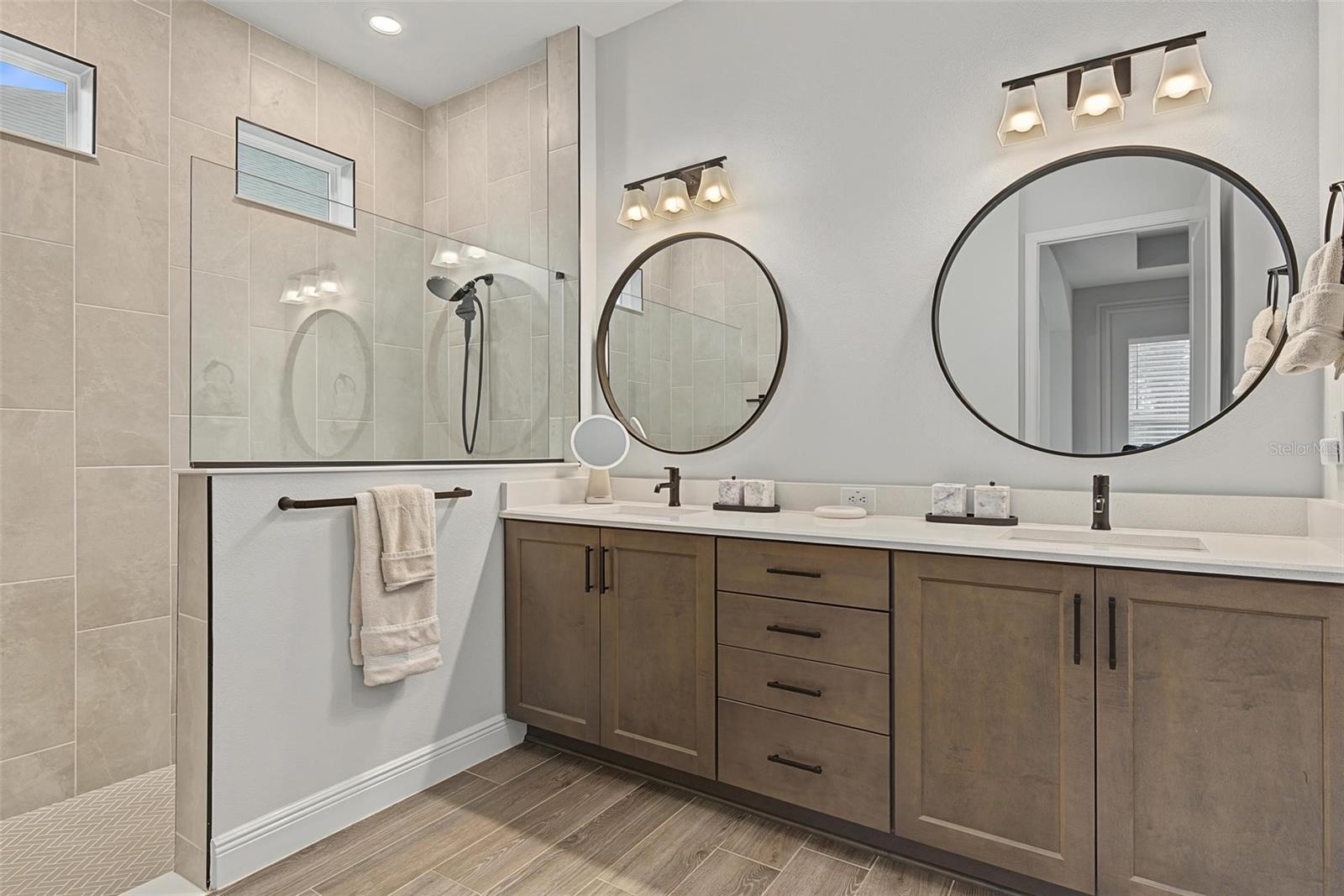 3404 TOUR TRACE — photo 22