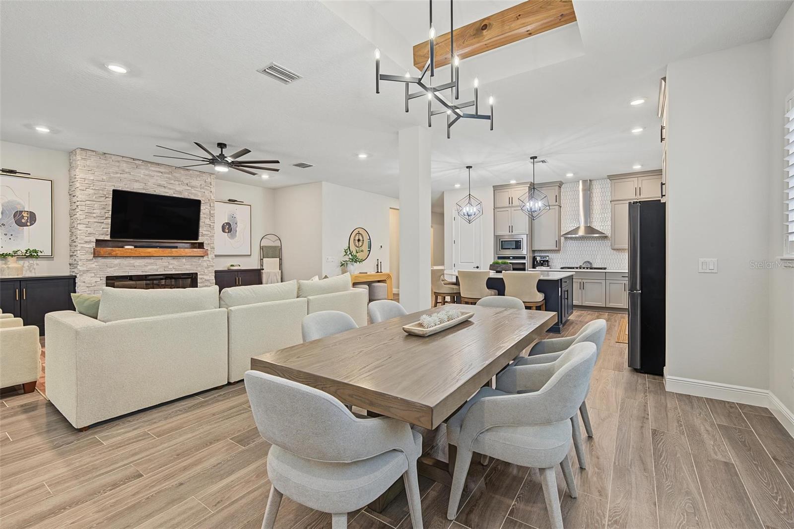 3404 TOUR TRACE — photo 16