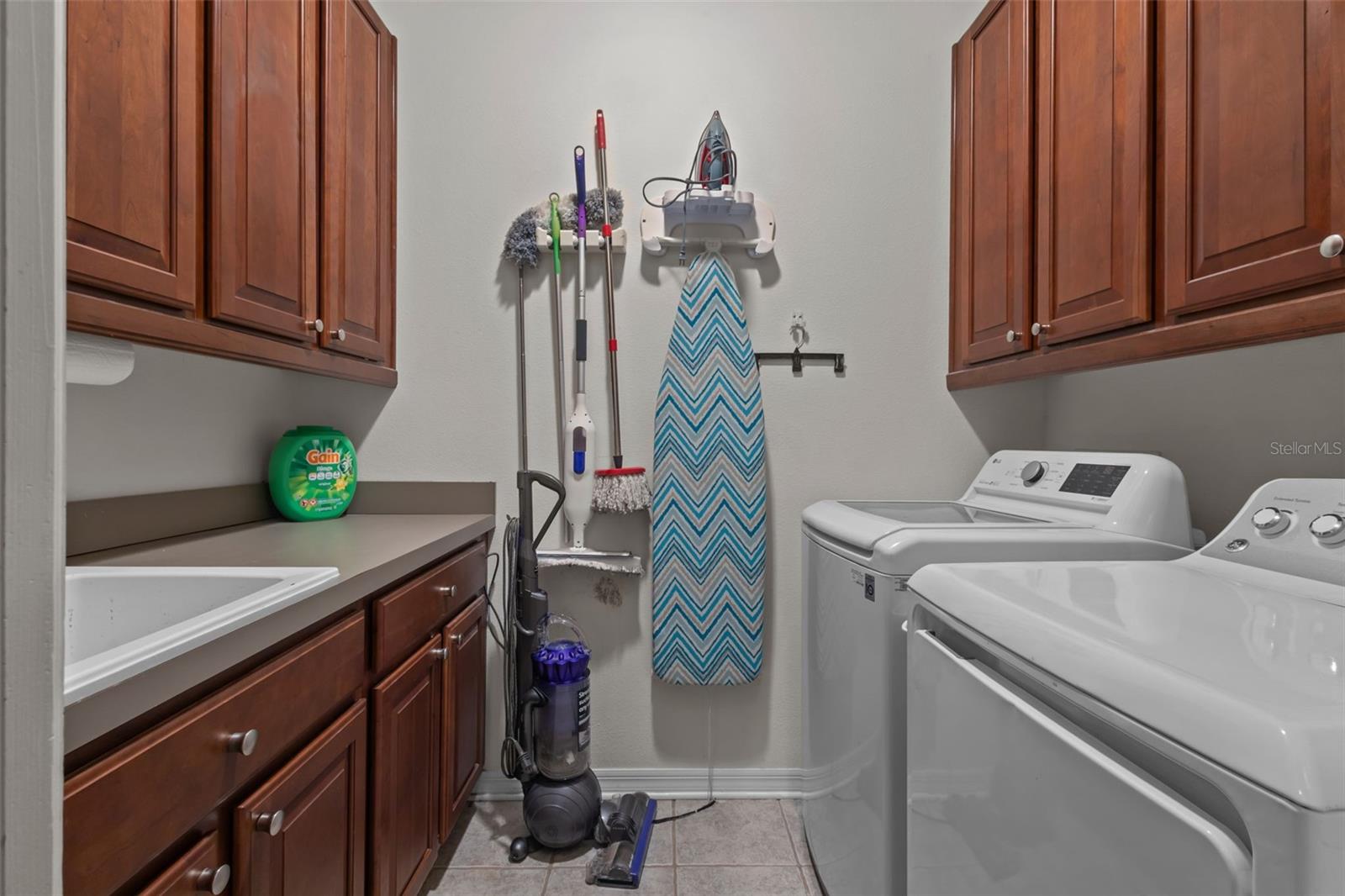 7729 ARELLI DR — photo 25