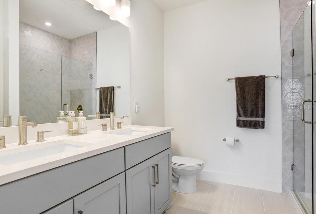 2506 W CLEVELAND ST #20 — photo 25