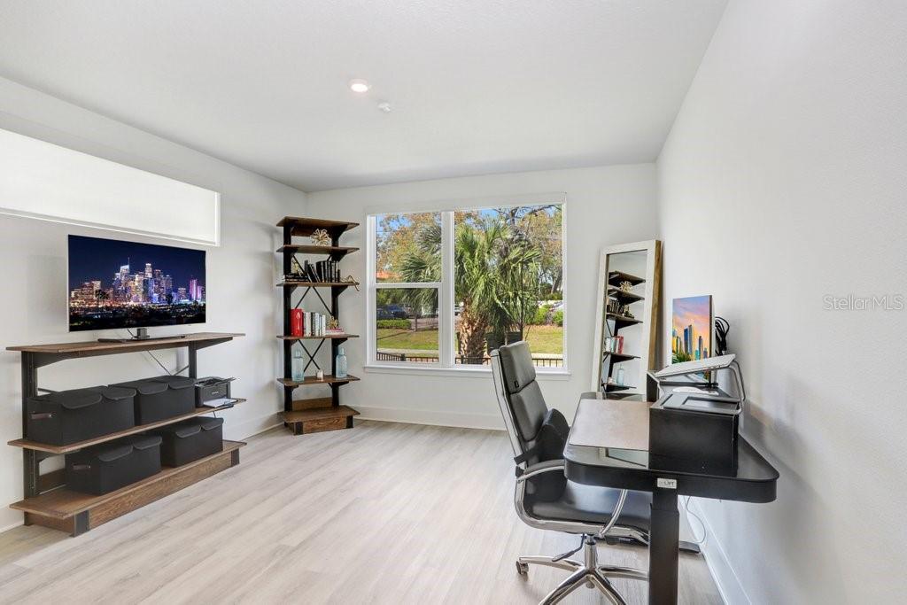 2506 W CLEVELAND ST #20 — photo 5