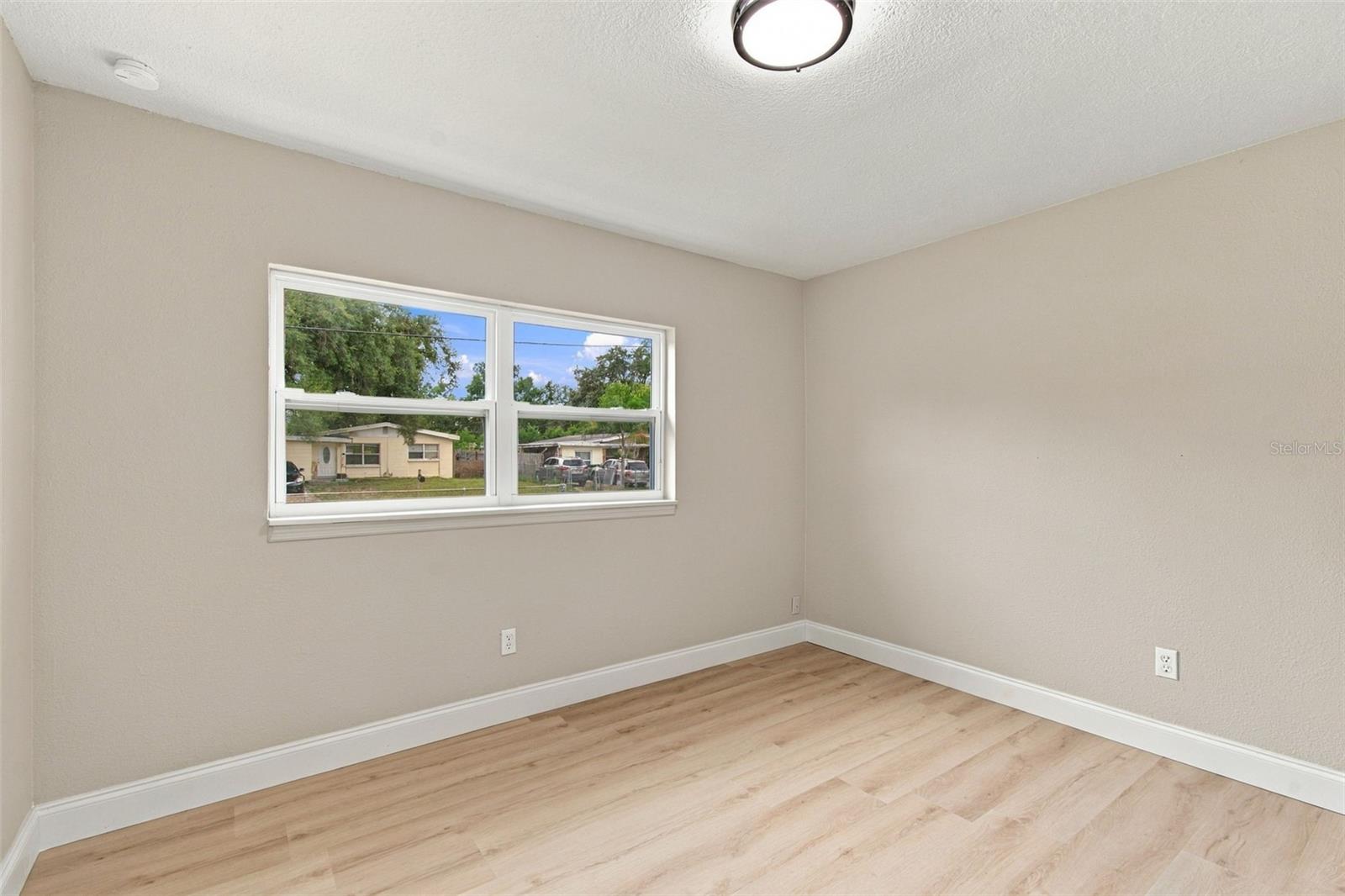 4216 N SANDALWOOD CIR — photo 25