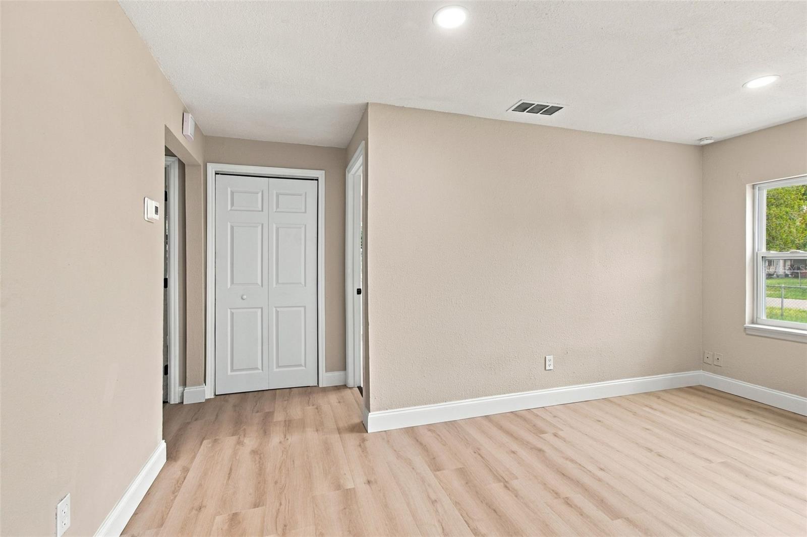 4216 N SANDALWOOD CIR — photo 19