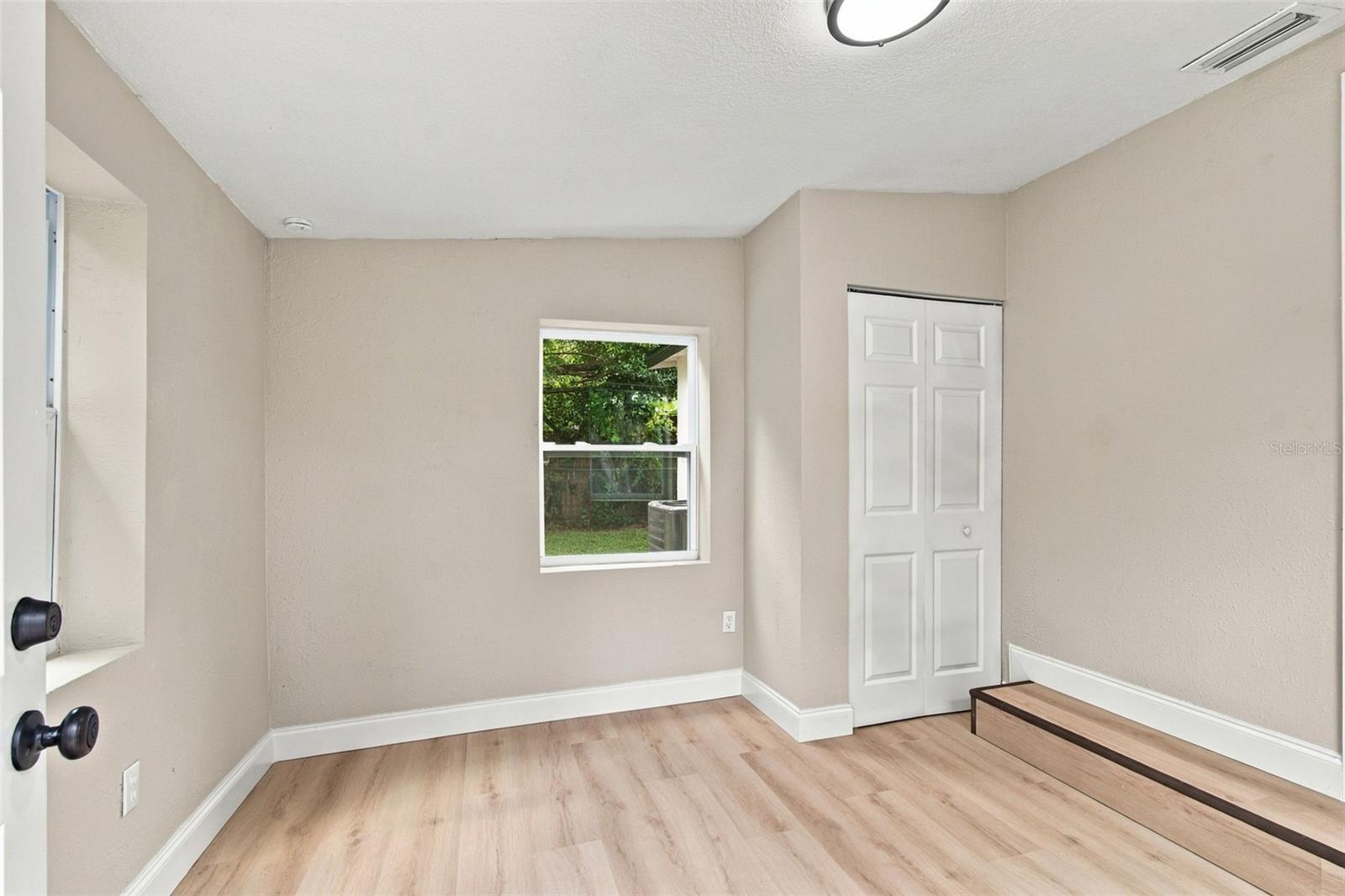 4216 N SANDALWOOD CIR — photo 17
