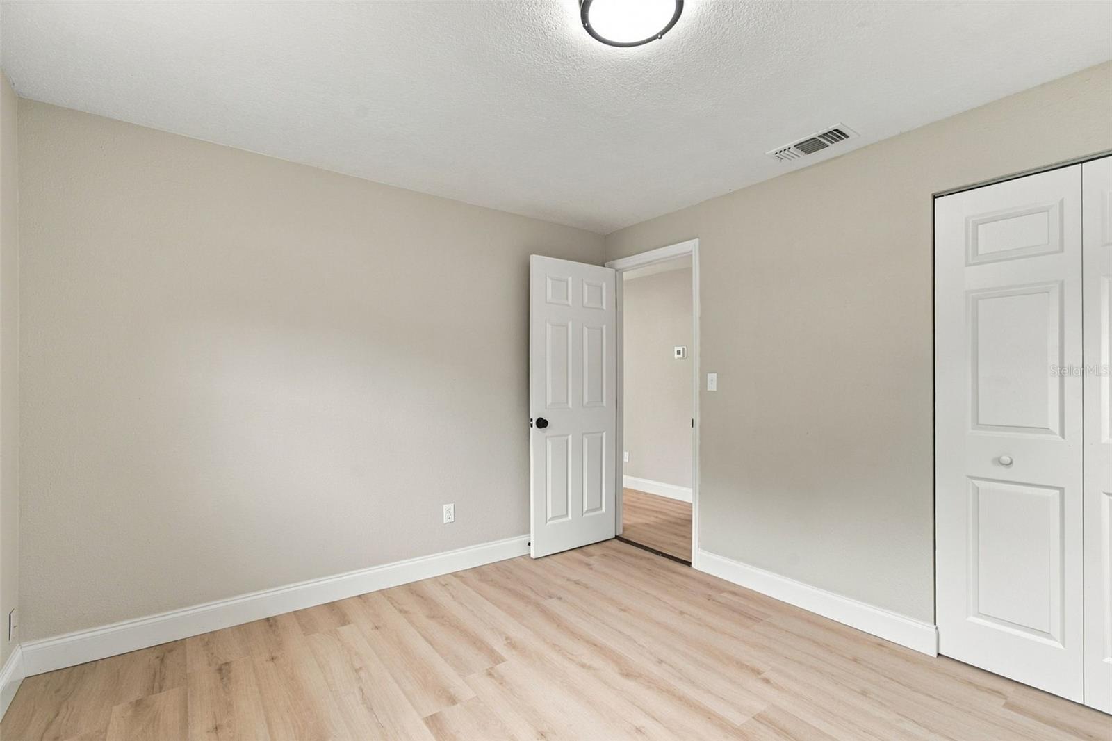 4216 N SANDALWOOD CIR — photo 24