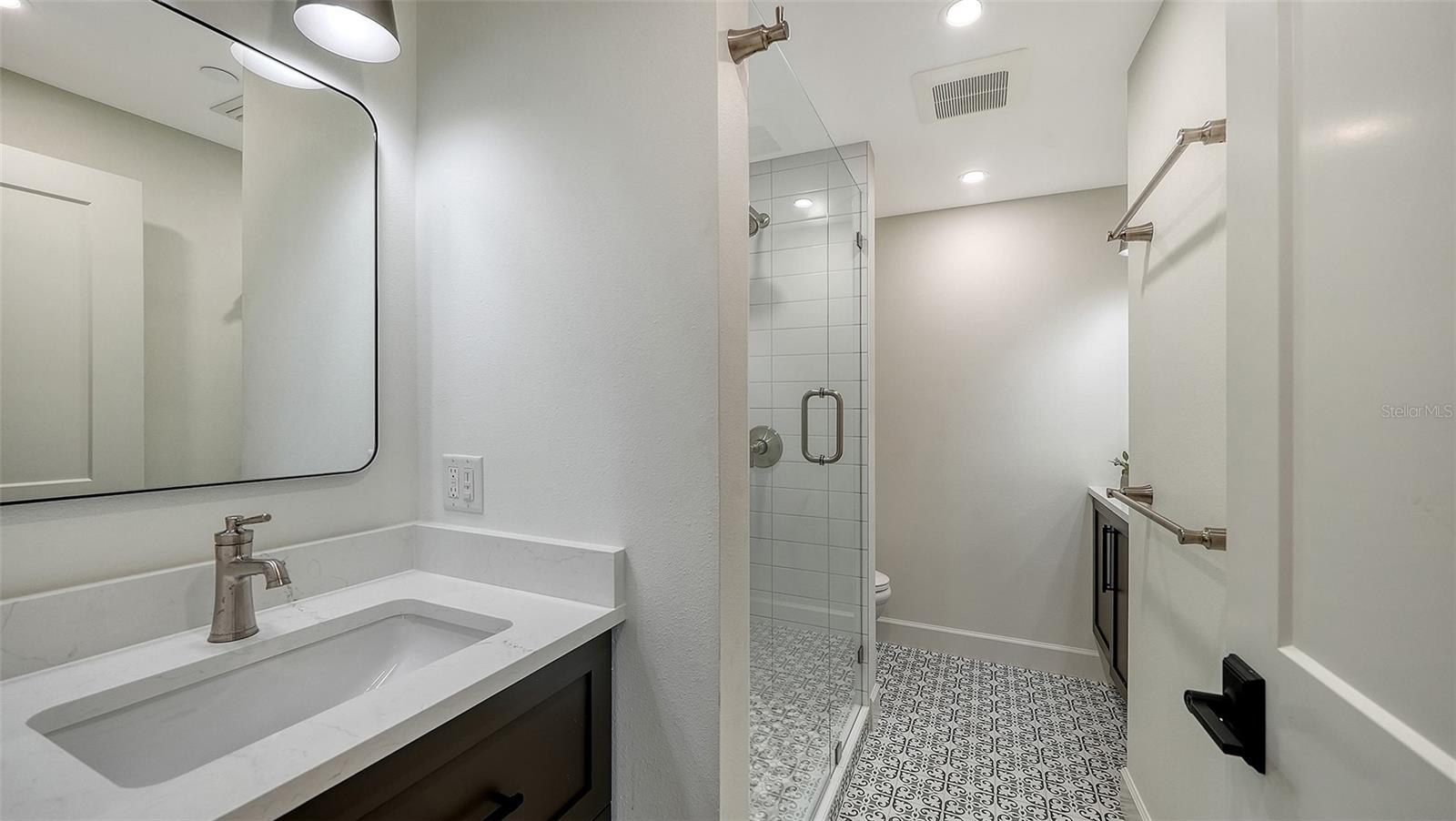 1102 BENJAMIN FRANKLIN DR #810 — photo 29