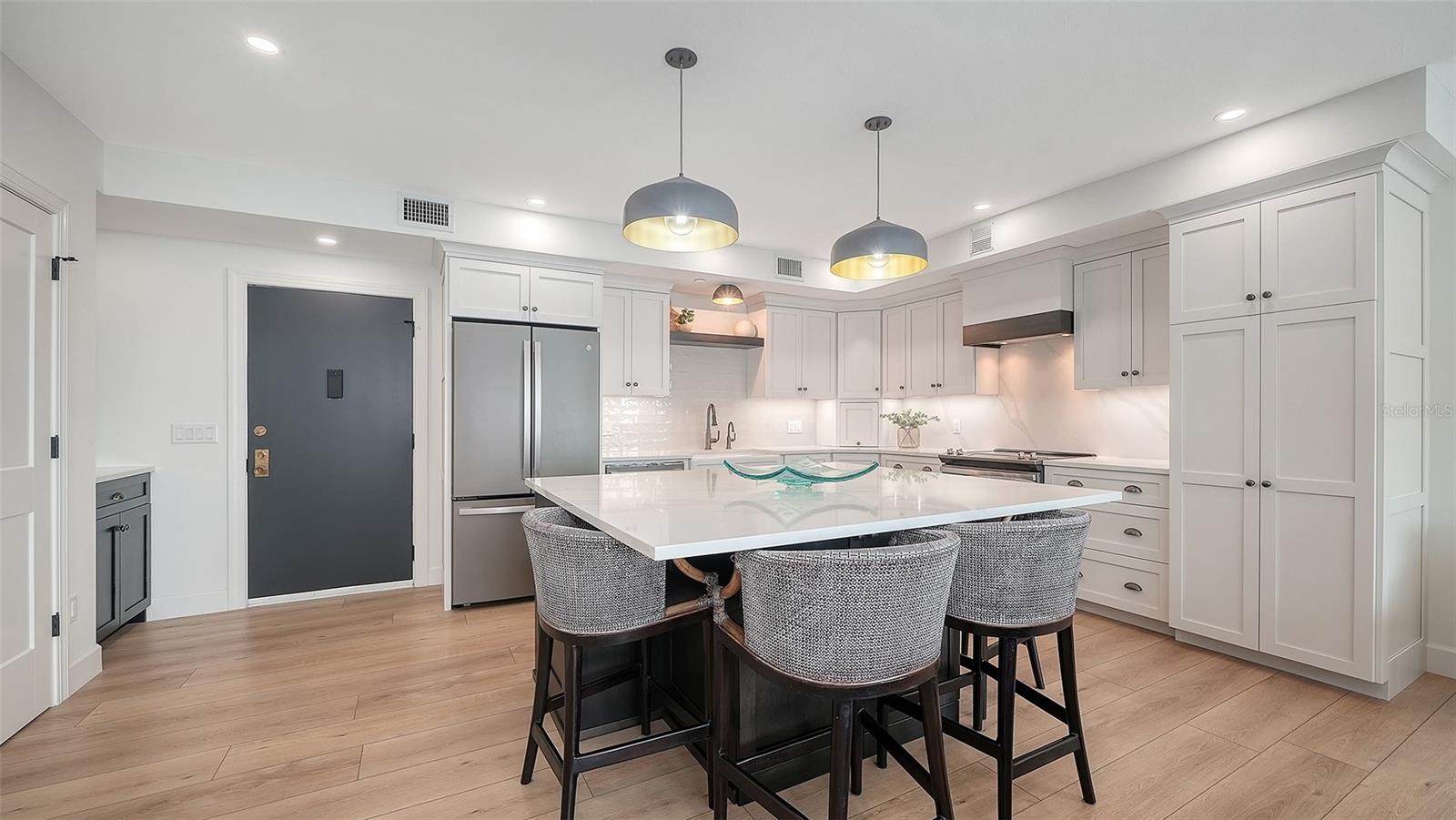 1102 BENJAMIN FRANKLIN DR #810 — photo 17