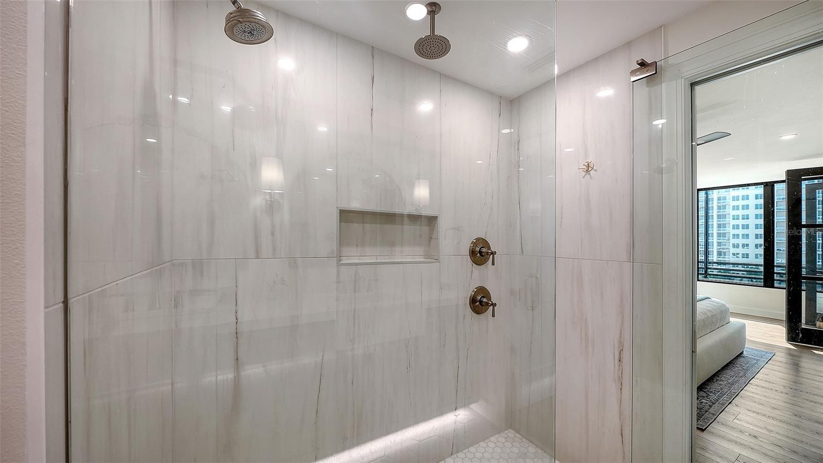 1102 BENJAMIN FRANKLIN DR #810 — photo 41