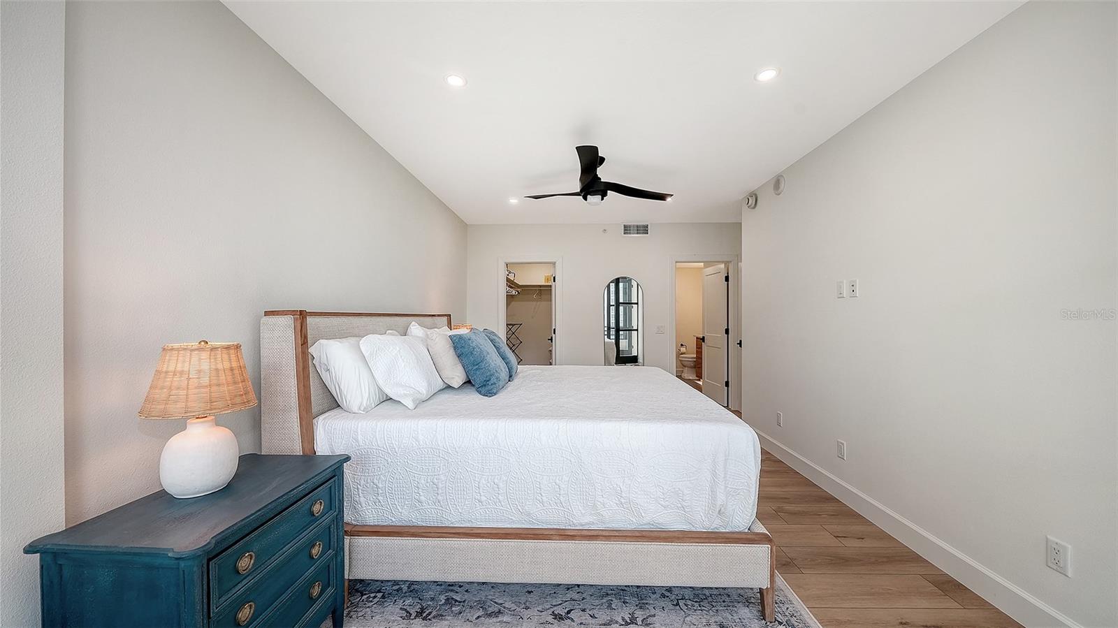 1102 BENJAMIN FRANKLIN DR #810 — photo 25