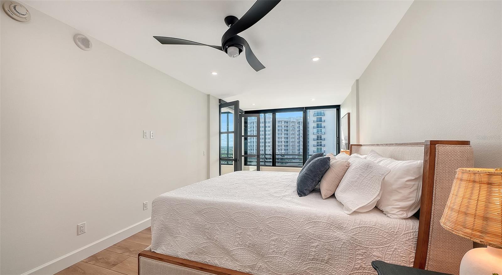 1102 BENJAMIN FRANKLIN DR #810 — photo 23