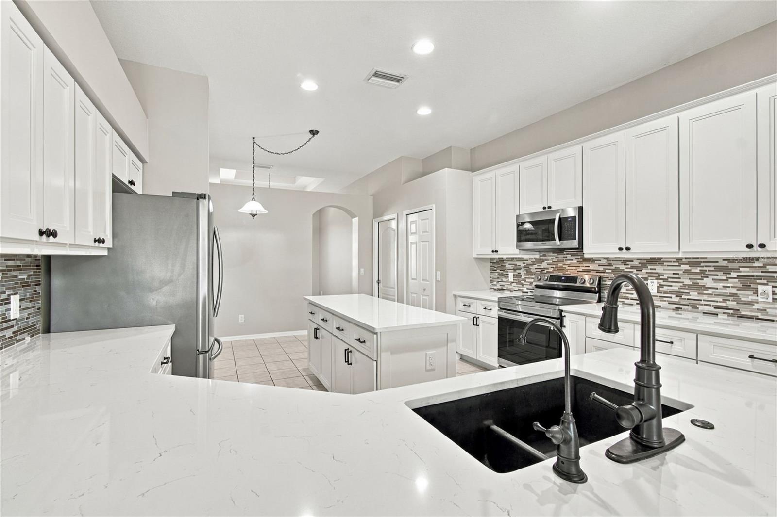 1815 WINN ARTHUR — photo 26