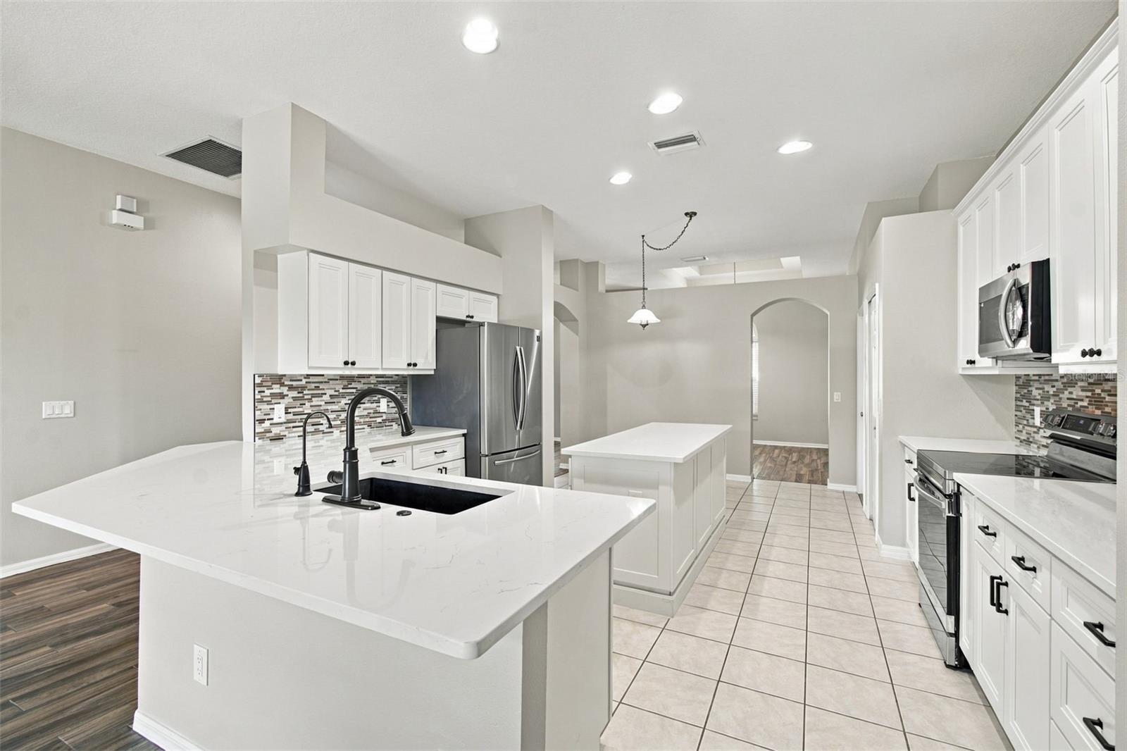 1815 WINN ARTHUR — photo 24