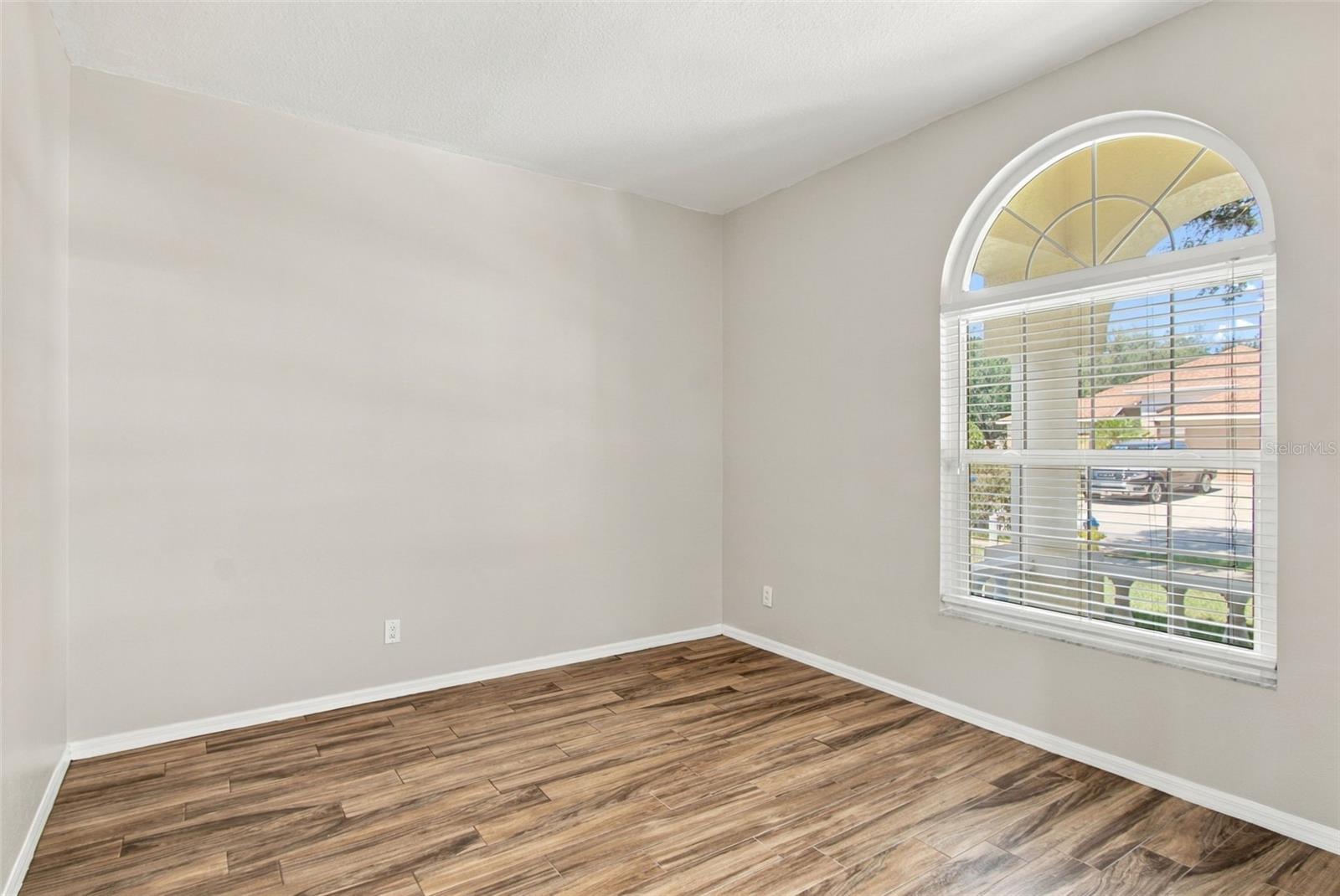 1815 WINN ARTHUR — photo 12