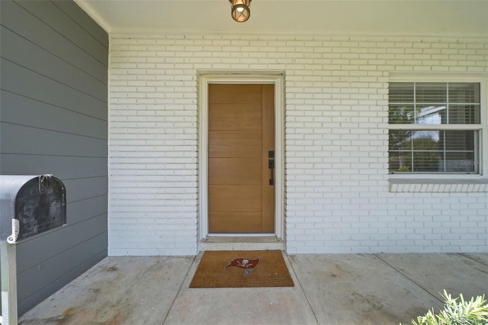 6675 COLONY DR S — photo 7