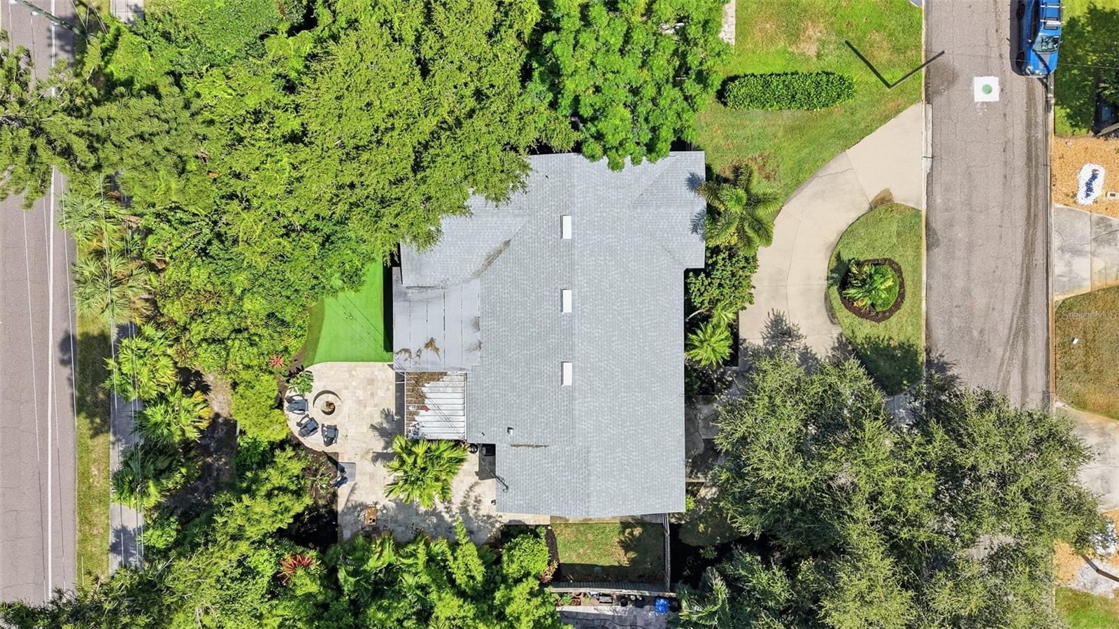 6675 COLONY DR S — photo 44