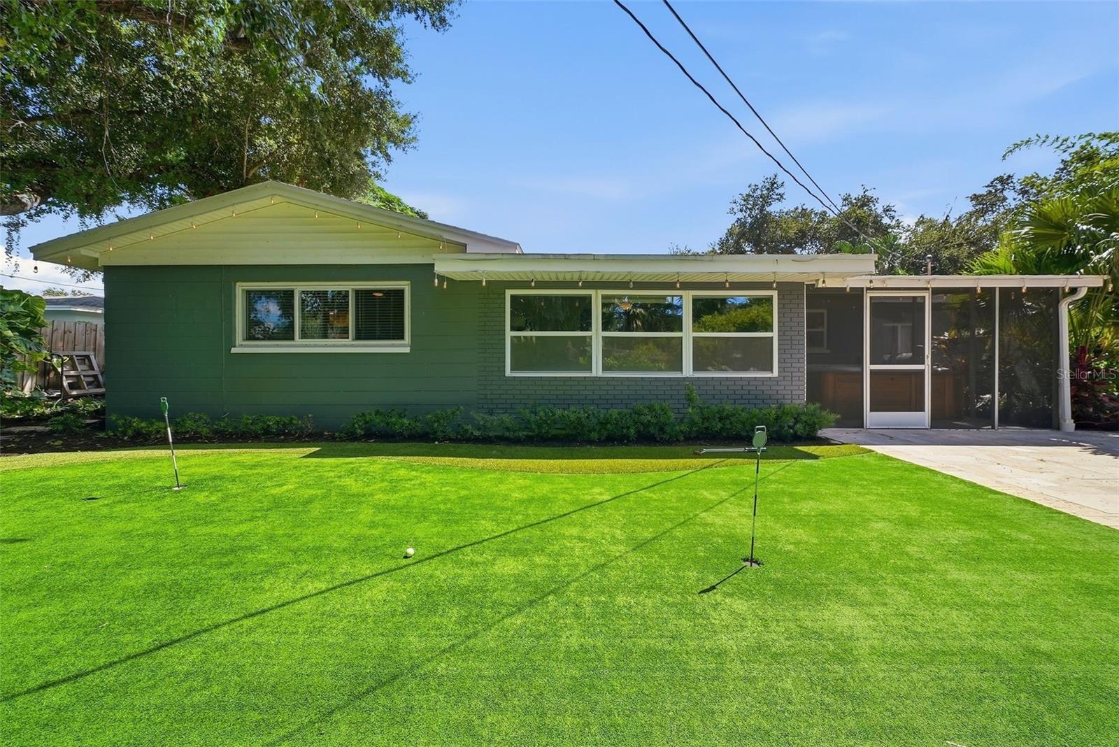 6675 COLONY DR S — photo 40
