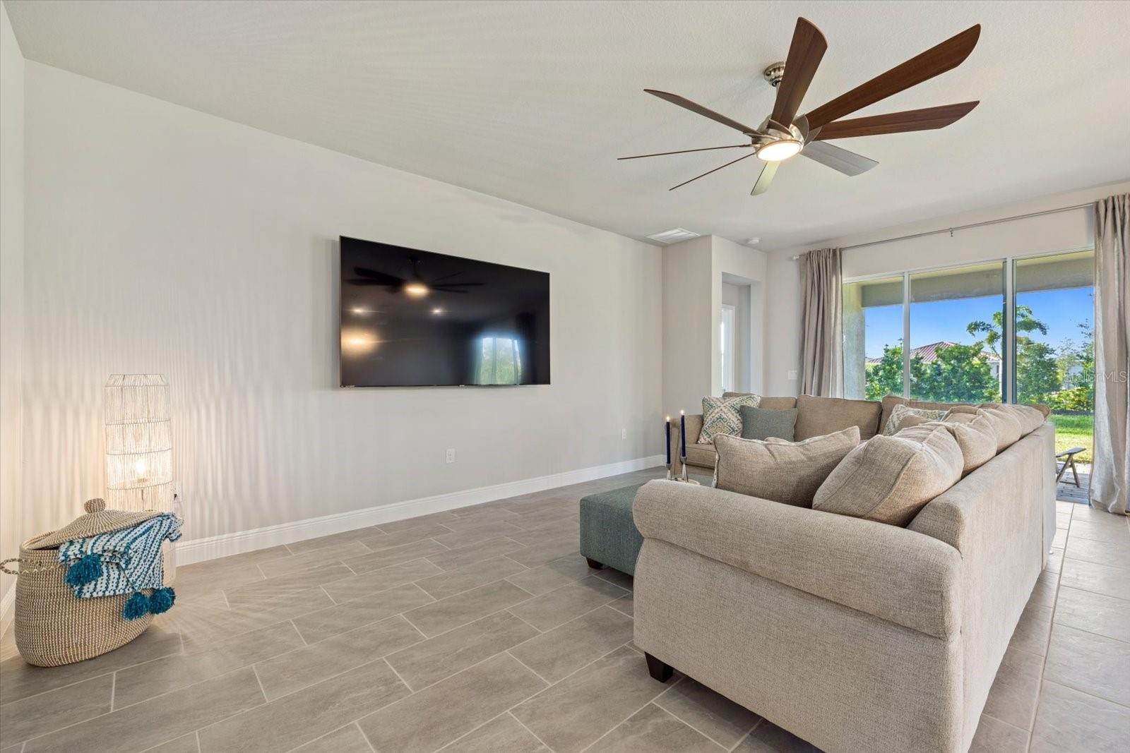 11925 BOHEMIAN PL — photo 22