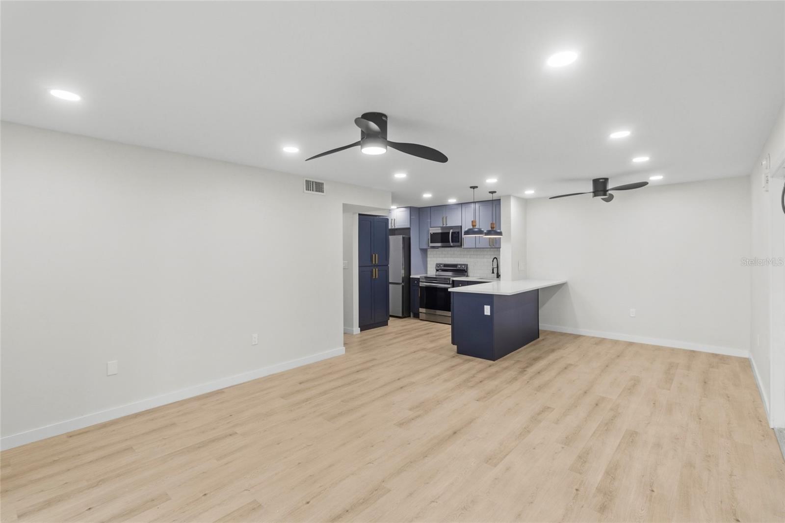 3232 LAKE PINE WAY E #A2 — photo 4