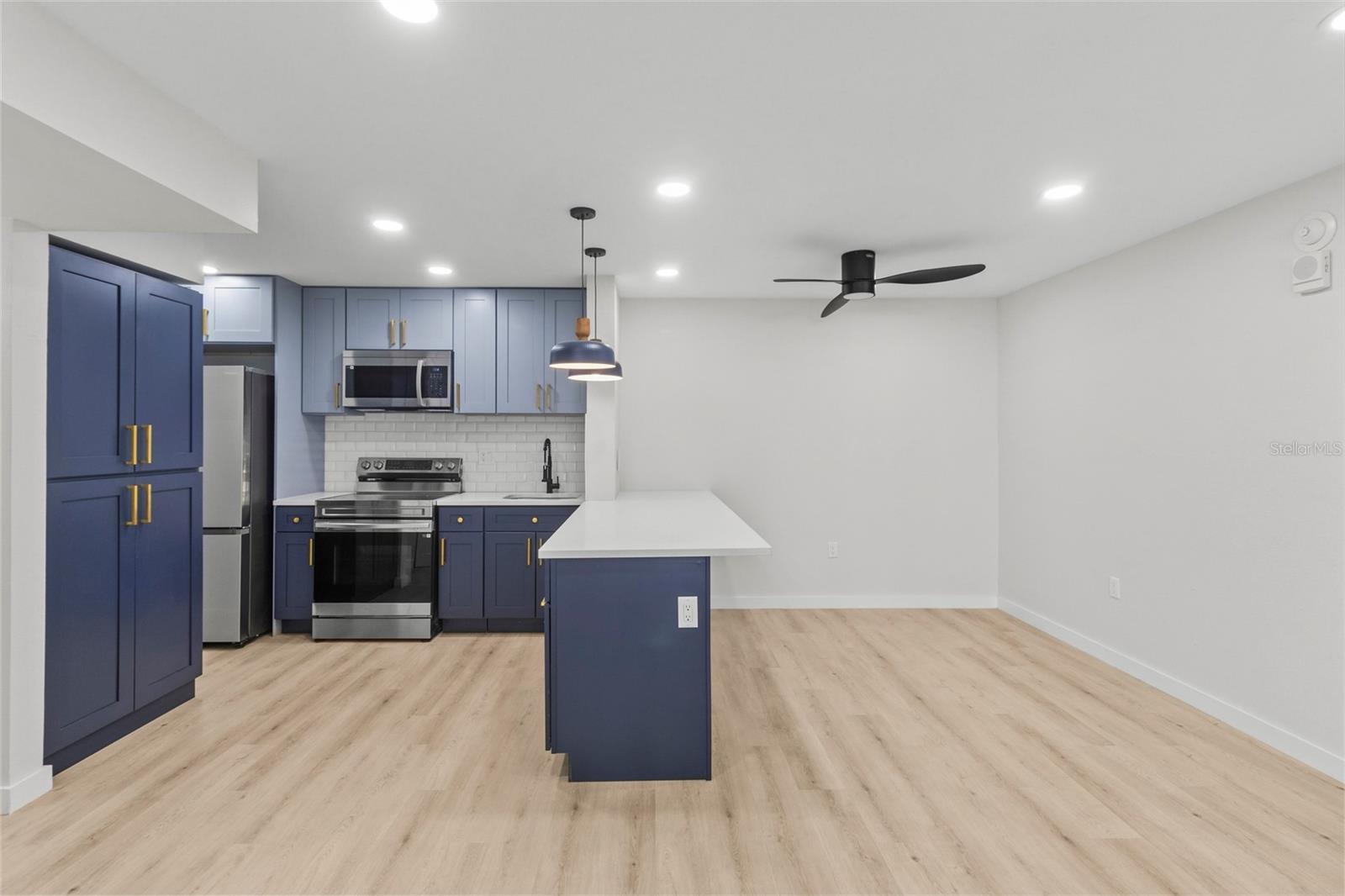 3232 LAKE PINE WAY E #A2 — photo 3