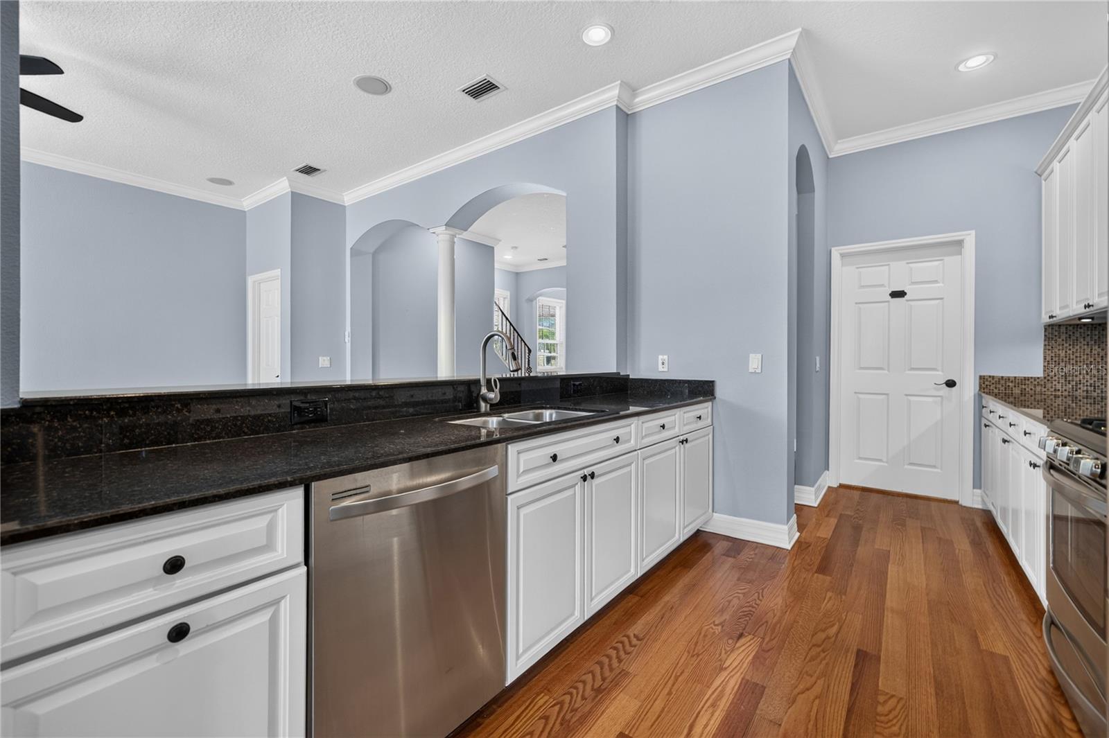 2908 HANSEN MANOR LN — photo 15