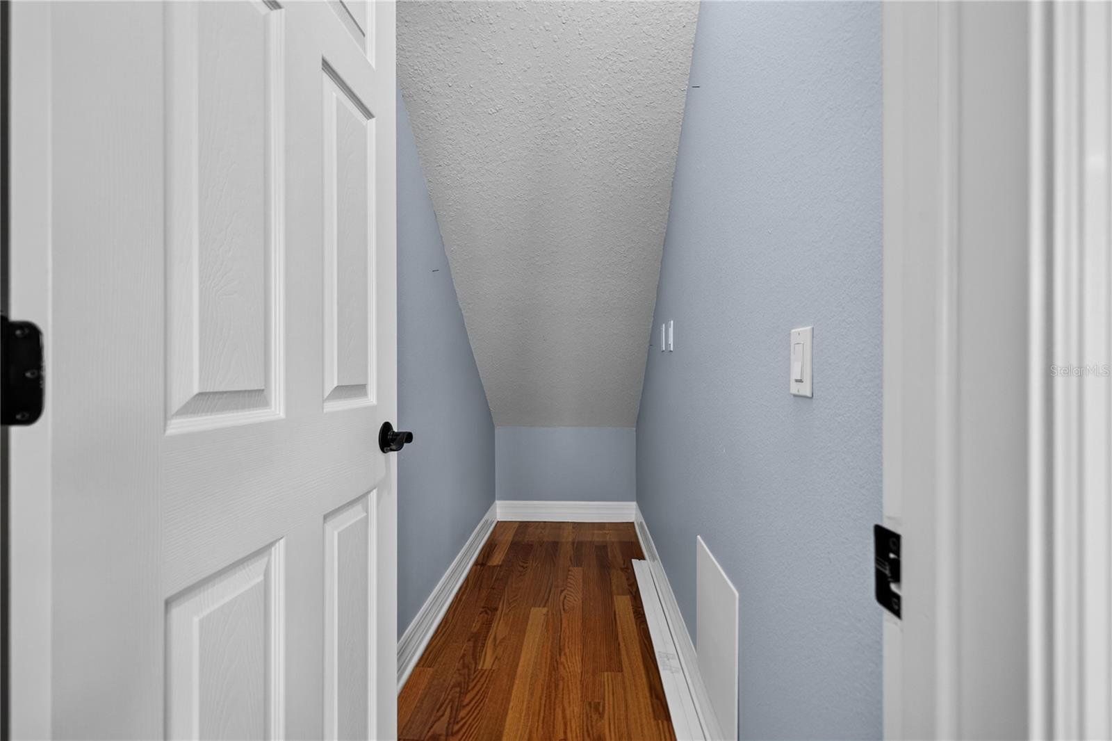 2908 HANSEN MANOR LN — photo 18