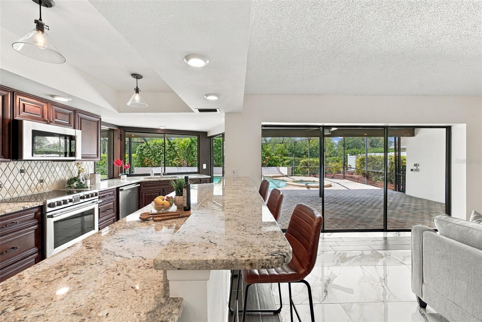 2924 TORREY PINES CT — photo 10