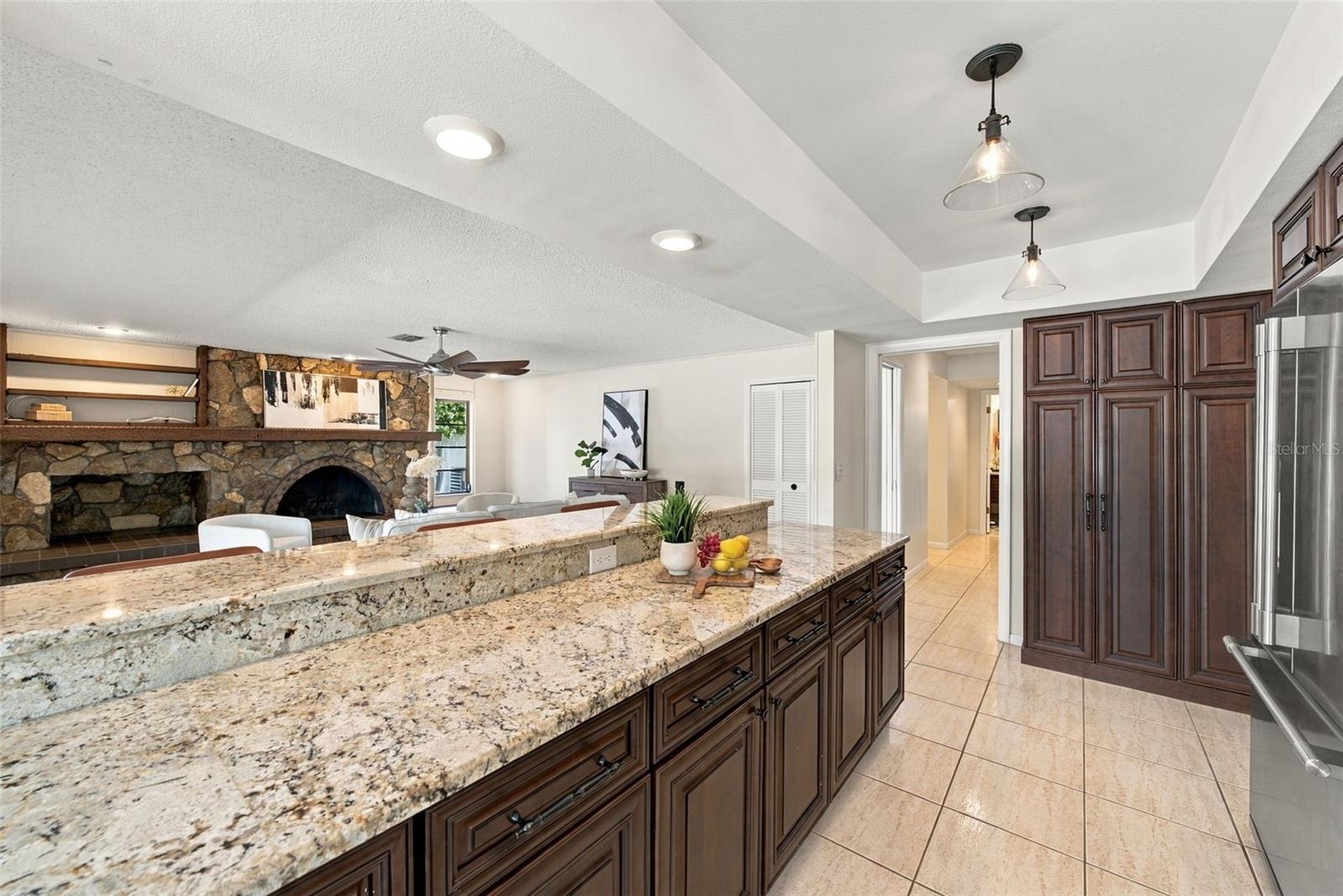 2924 TORREY PINES CT — photo 9