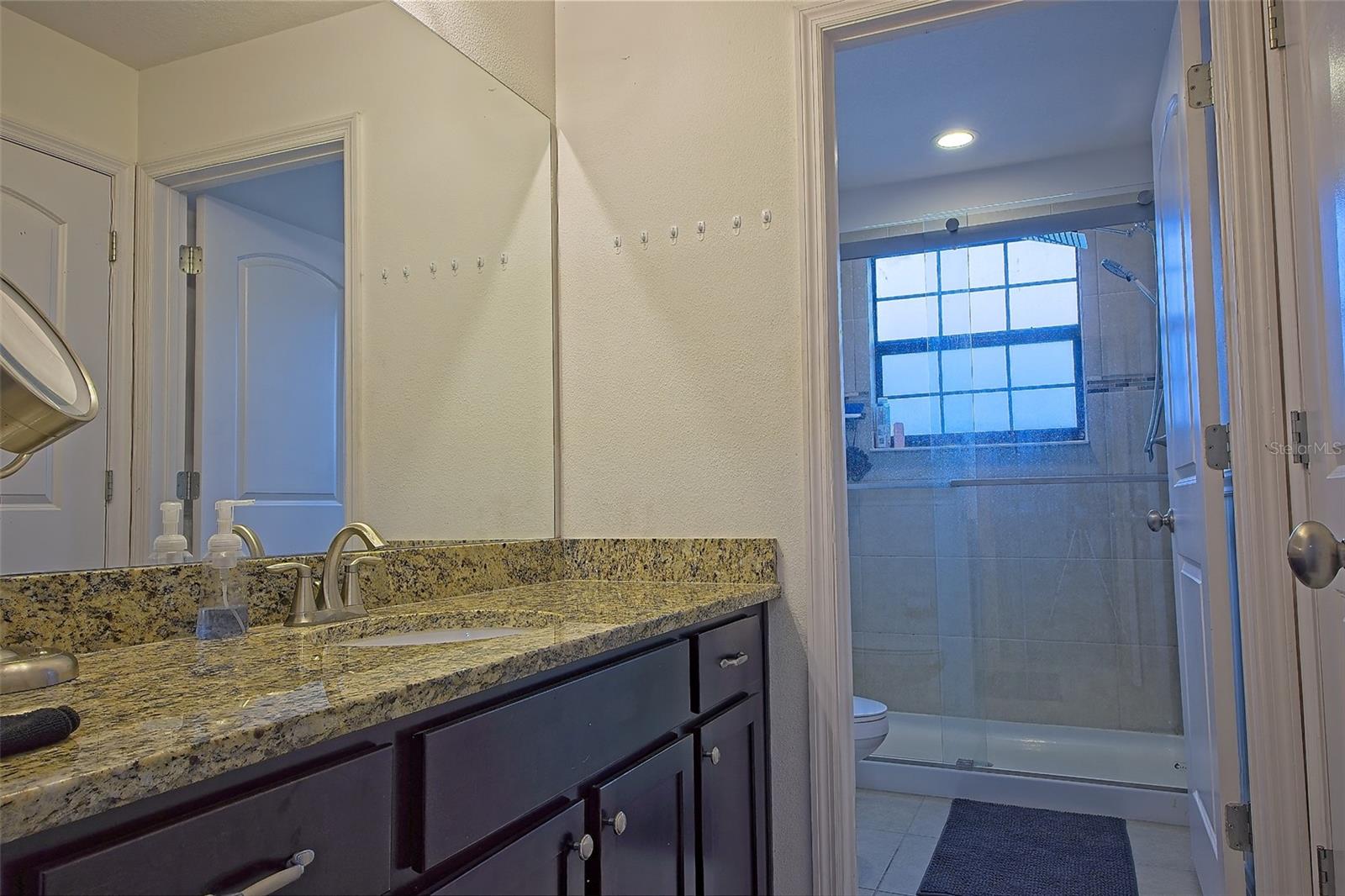 11918 WINTERSET COVE DR — photo 22