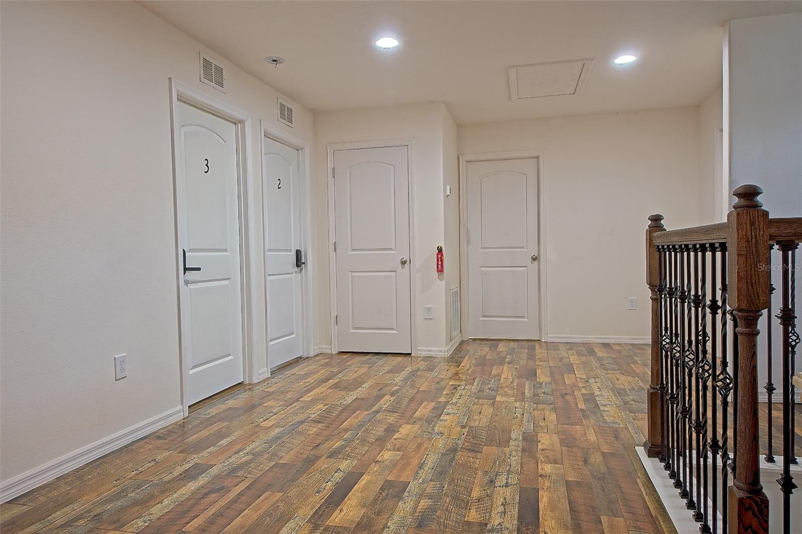 11918 WINTERSET COVE DR — photo 14