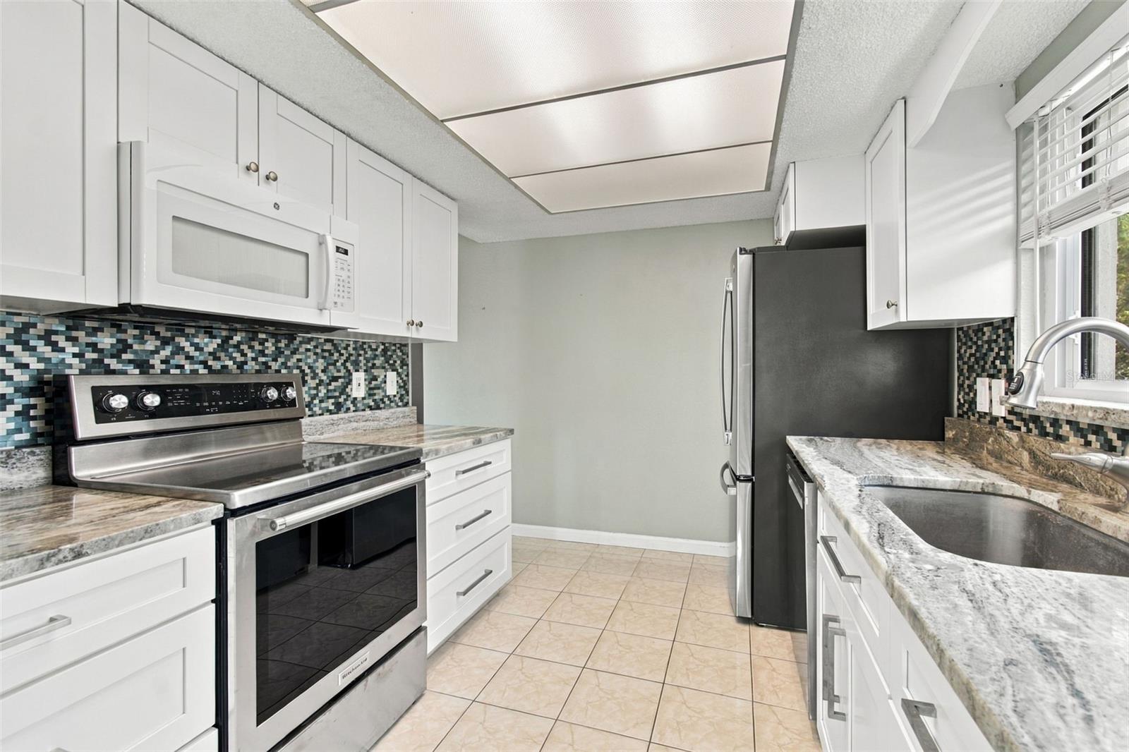 4880 SHELL STREAM BLVD — photo 9