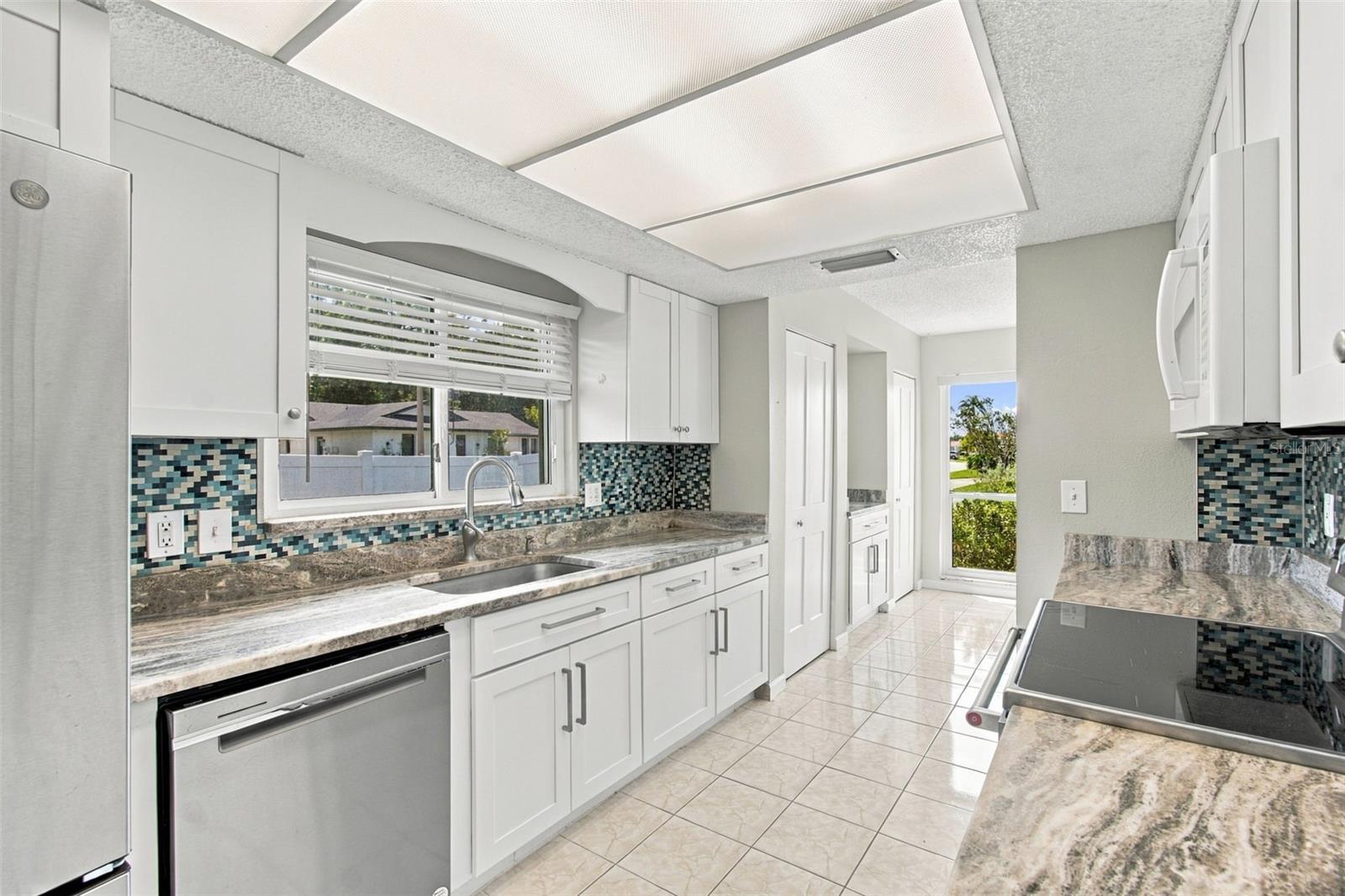 4880 SHELL STREAM BLVD — photo 11