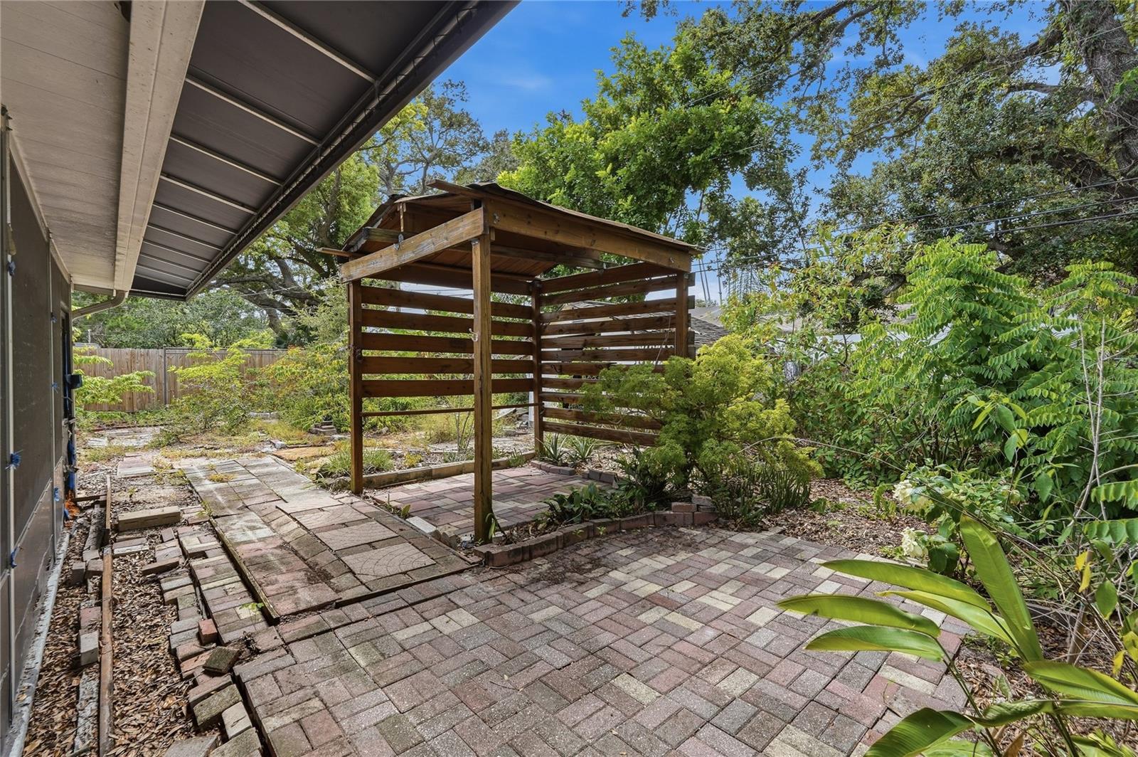 1632 SAN MATEO DR — photo 34