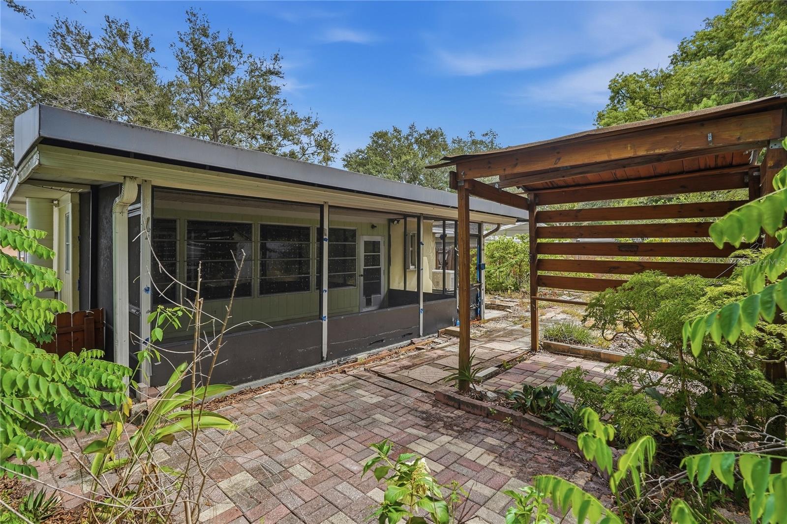 1632 SAN MATEO DR — photo 35