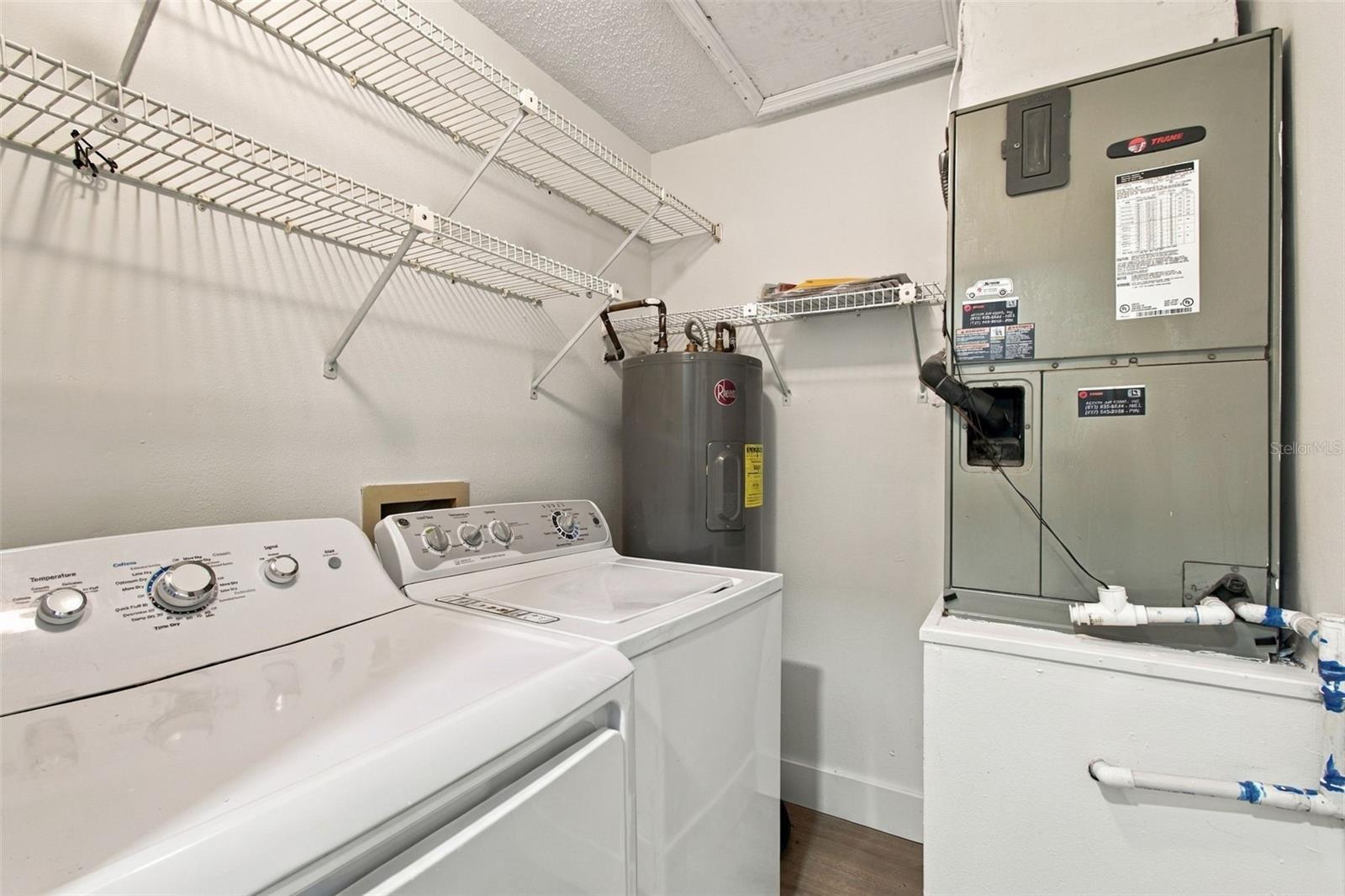 3118 VALLEY OAKS DR — photo 14