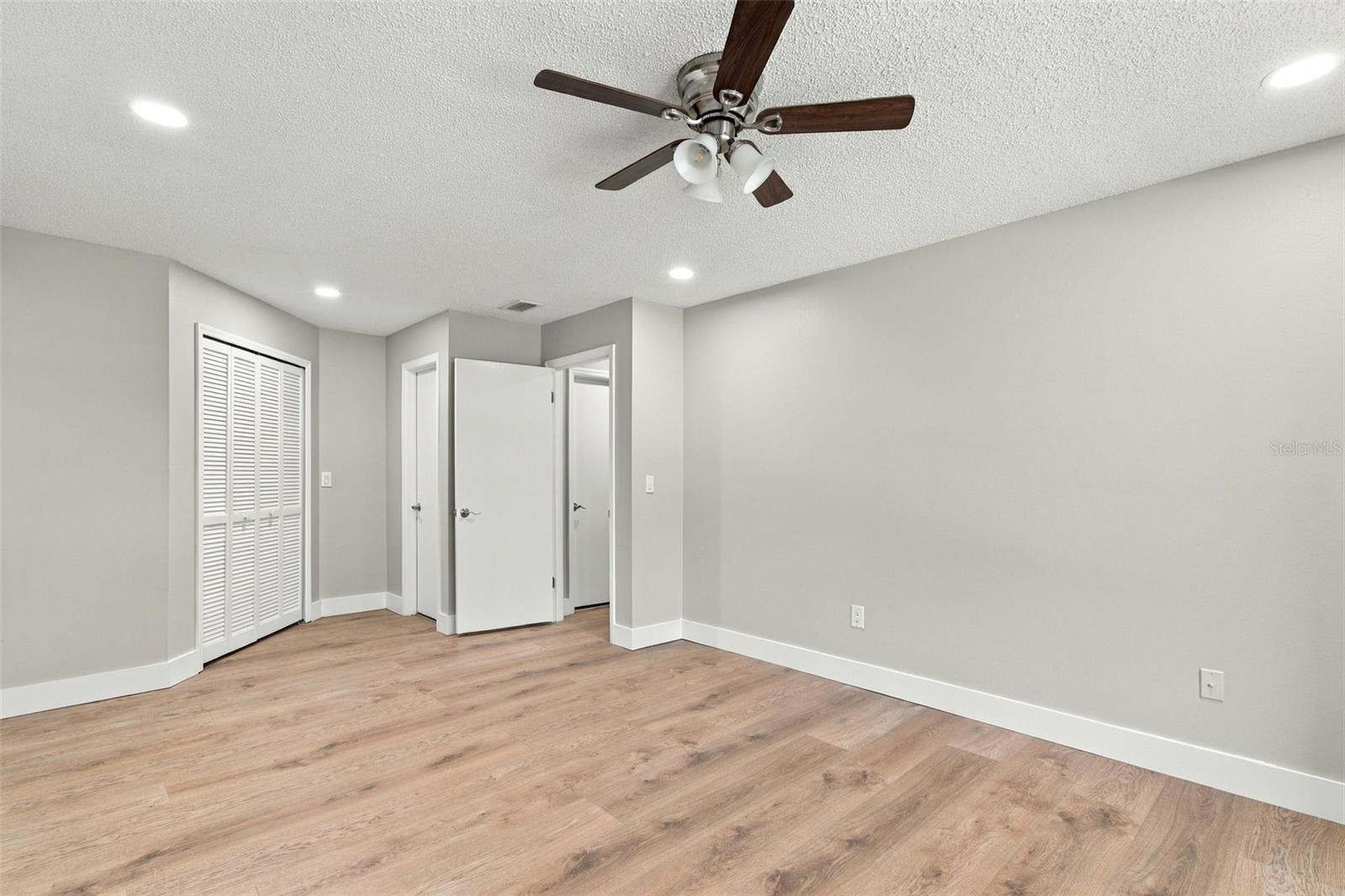 3118 VALLEY OAKS DR — photo 18