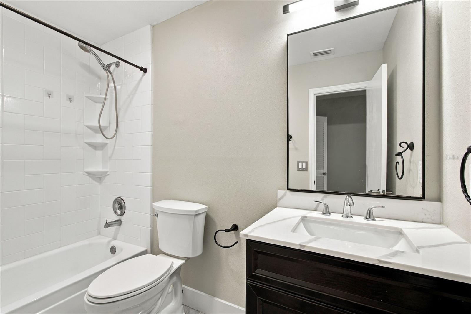 3118 VALLEY OAKS DR — photo 5