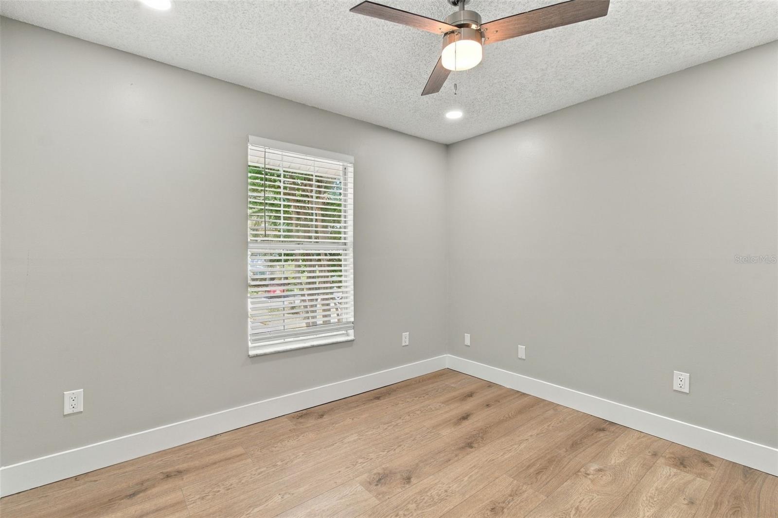 3118 VALLEY OAKS DR — photo 16
